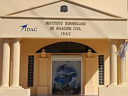 IDAC advierte sobre uso de drones sin autorización en el Centro Olímpico Juan Pablo Duarte