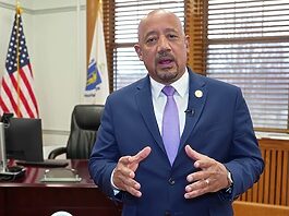 Ciudad de Lawrence se prepara para reelegir a Brian DePeña como alcalde