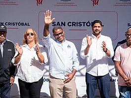 Propeep ilumina la Navidad en San Cristóbal con encendido de parque, jornada social y entrega Bono Navideño