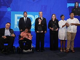 Presidente Luis Abinader y CONADIS entregan reconocimientos en el marco de la Semana de la Discapacidad