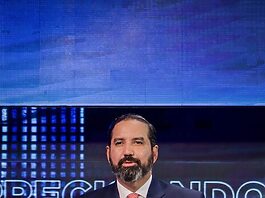 Luis Miñoso defiende la presencia de medios dominicanos en FITUR y destaca su rol en la transparencia y promoción del país