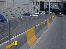 Obras Públicas realizará trabajos de reparación de barandas en pasos a desnivel de la 27 de Febrero