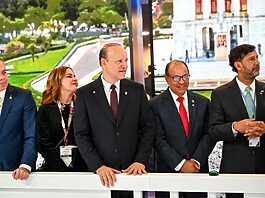 Anuncian tercer vuelo de Air Europa en la ruta Santiago–Madrid durante FITUR