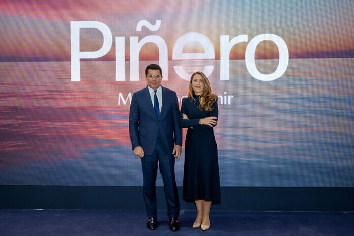 FA8DD999-FF68-4513-977B-1E595A5A8C81