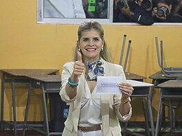 Laura Fernández gana la presidencia de Costa Rica en primera vuelta