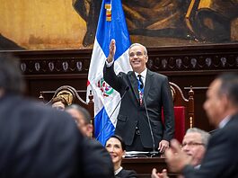 Luis Abinader destaca récord histórico de 11.7 millones de visitantes y consolida a República Dominicana como hub turístico del Caribe