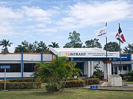 INTRANT verifica sistema y descarta suplantación de identidad; ciudadana no había iniciado proceso formal