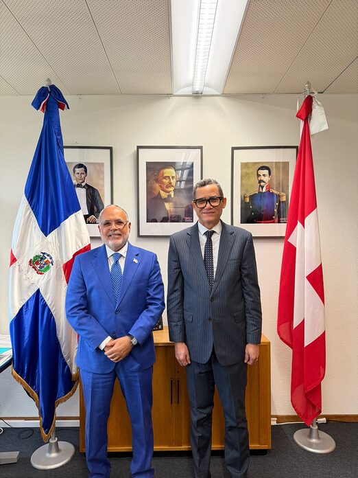 93bf5fff-bfc5-49da-885b-8c56292edb88