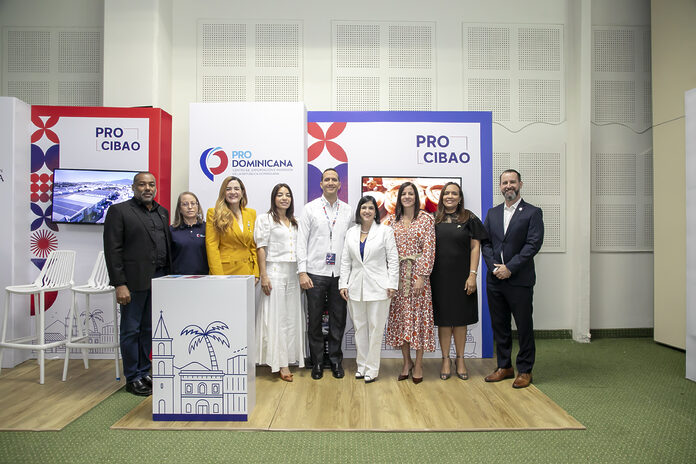 Equipo de ProDominicana en ProCibao