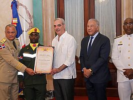 Gobierno venezolano confiere a RD Orden Héroe de Venezuela por invaluable contribución ante terremotos que afectaron esa nación el pasado 24 de junio