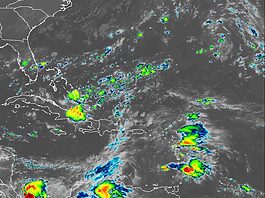 Indomet prevé aguaceros y tormentas eléctricas por incidencia de vaguada