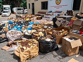 MICM y CECCOM decomisan puros y bebidas por más de RD$40 millones